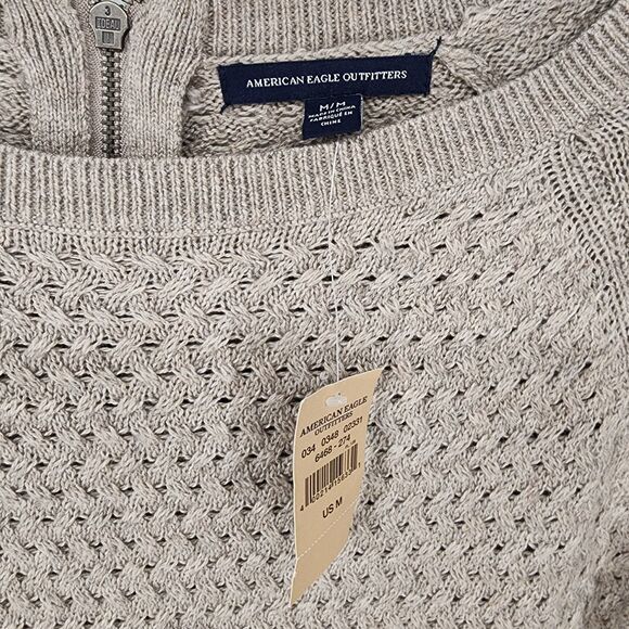 American Eagle Tan Beige Knit Pullover Sweater Size Medium NWT - Picture 2 of 4